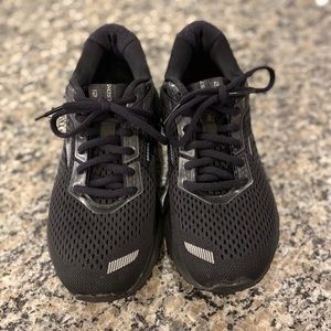 Brooks Ghost 12 - Black/Grey